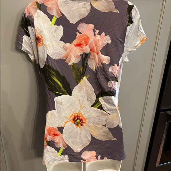 Ted Baker London Womens Size 3 Short Sleeve T-Shirt - Picture 3 of 4